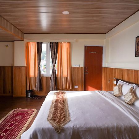 Hotel Hill Queen Near Sherpa Gumba Darjeeling Mall 5 Min Couple Friendly エクステリア 写真