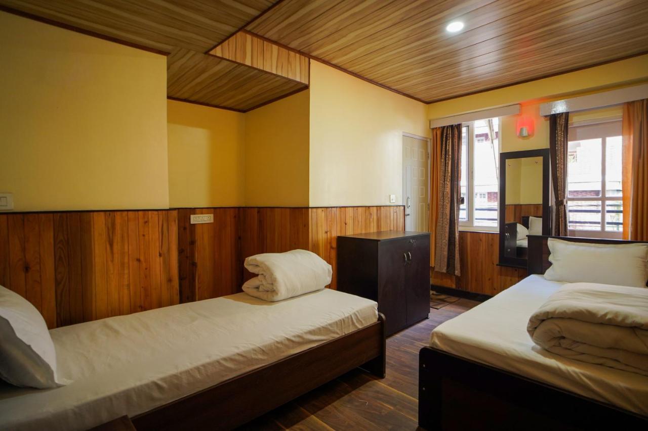 Hotel Hill Queen Near Sherpa Gumba Darjeeling Mall 5 Min Couple Friendly エクステリア 写真