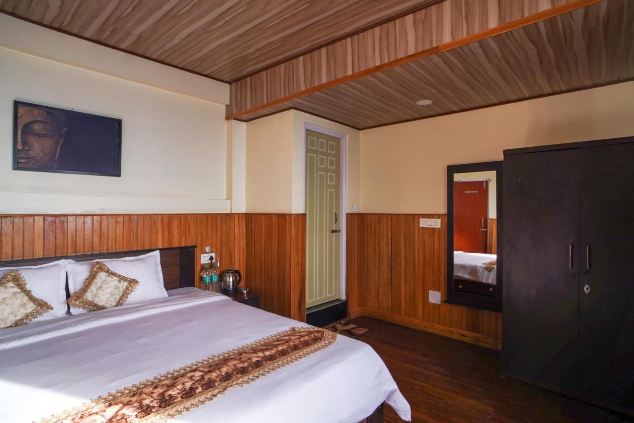 Hotel Hill Queen Near Sherpa Gumba Darjeeling Mall 5 Min Couple Friendly エクステリア 写真