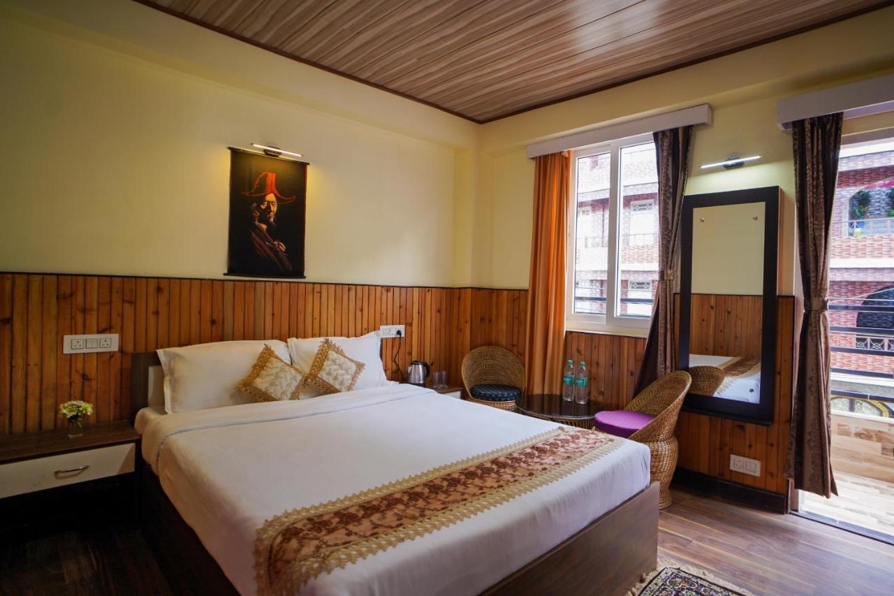 Hotel Hill Queen Near Sherpa Gumba Darjeeling Mall 5 Min Couple Friendly エクステリア 写真